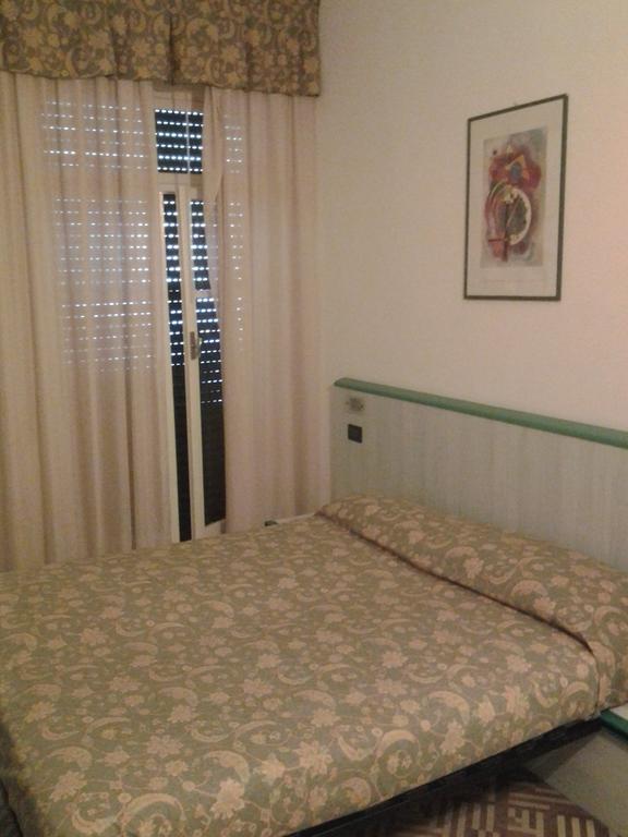 Hotel Lady Susanna Varazze Eksteriør bilde